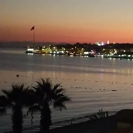 Denize Sifir 1 1 Salon Sueit Apartament Didim